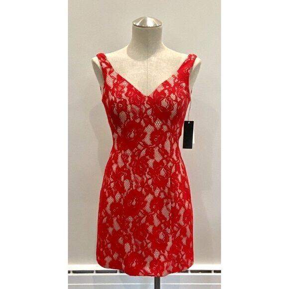 Aqua NWT Off-Shoulder Red Lace Dress Size 0 - Picture 1 of 3